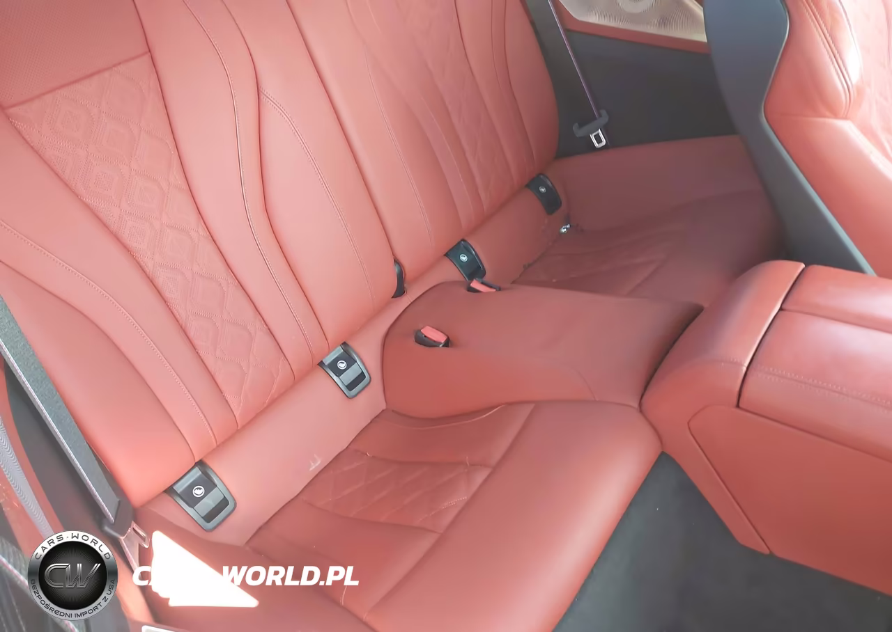 2022 BMW M8 Competition VIN:WBSAE0C02NCG97416 - 8