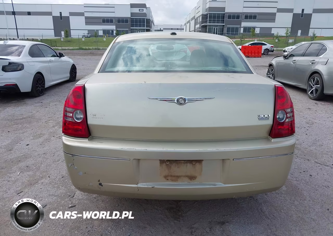 2010 Chrysler 300 Touring-Signature Series-Executive Series VIN:2C3CA5CV4AH218104 - 16