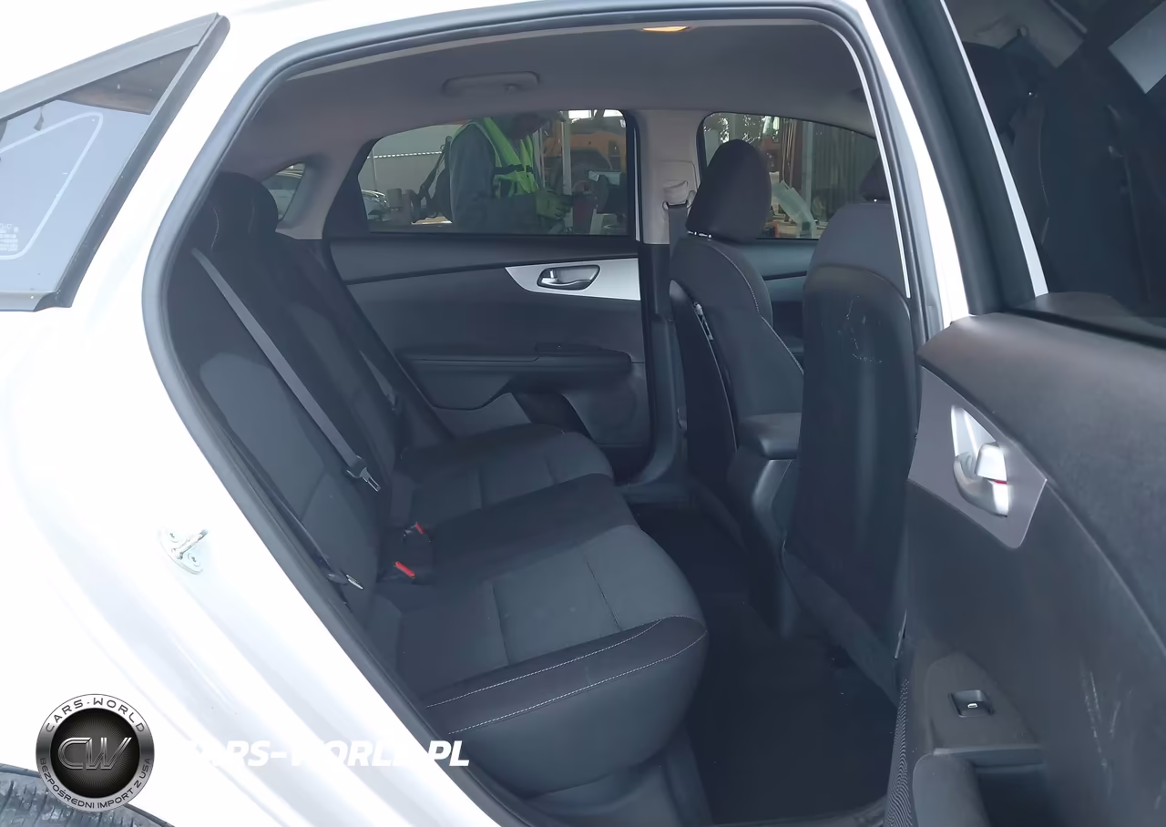 2023 Kia Forte Lxs VIN:3KPF24ADXPE671934 - 8