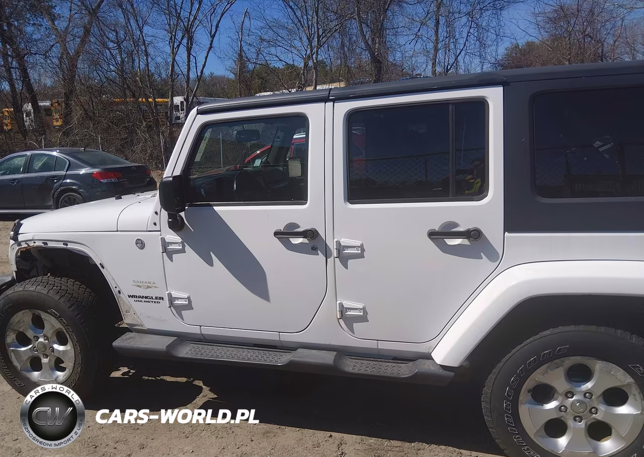 2013 Jeep Wrangler Unlimited Sahara VIN:1C4BJWEG9DL534195 - 15