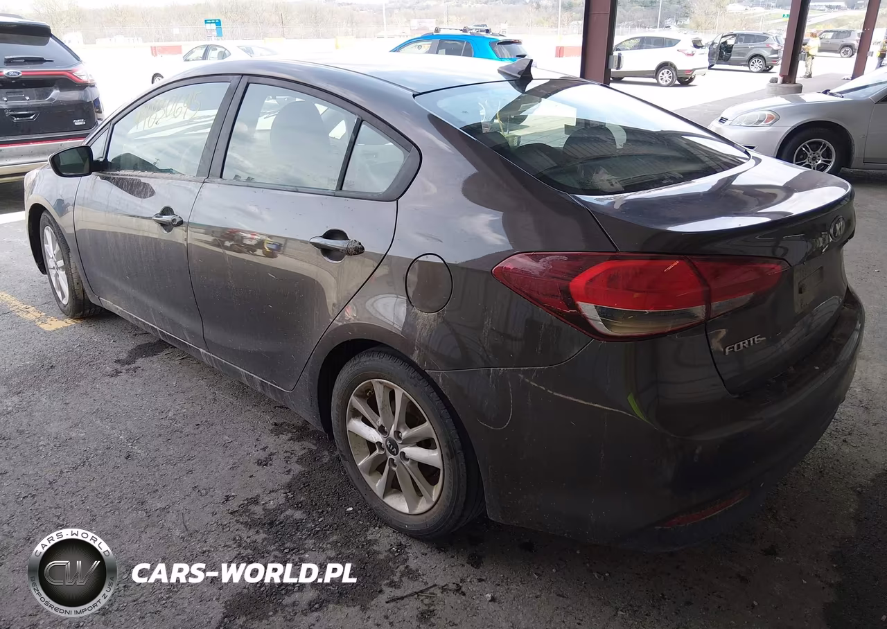 2017 Kia Forte Lx VIN:3KPFL4A77HE082218 - 3
