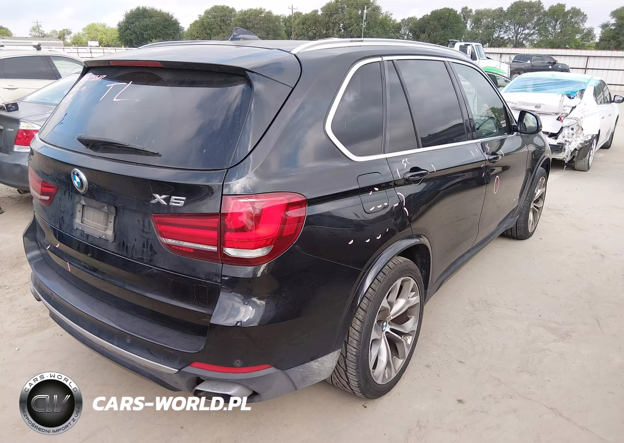 2018 BMW X5 Sdrive35I VIN:5UXKR2C58J0Z17902 - 4