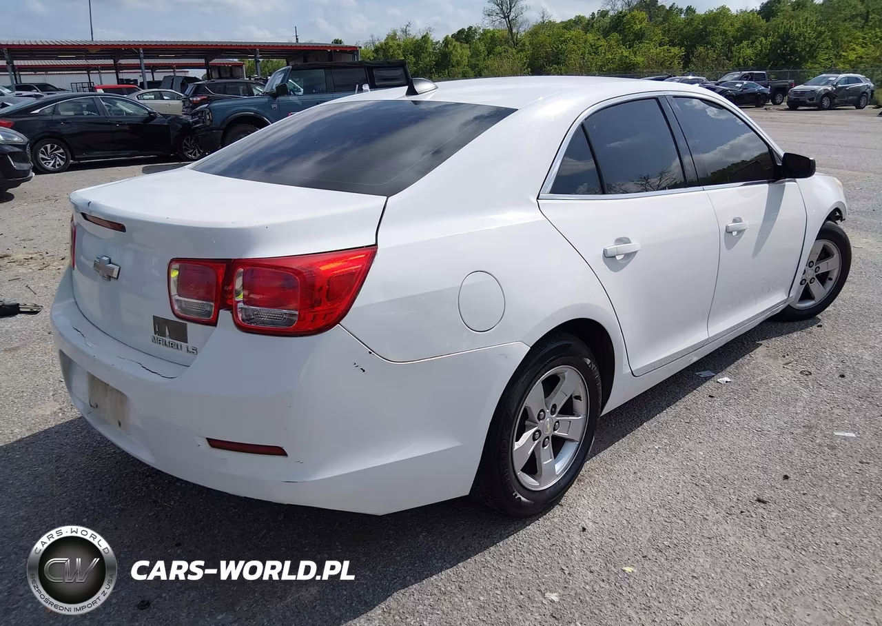 2014 Chevrolet Malibu 1Ls VIN:1G11B5SL0EF104214 - 4