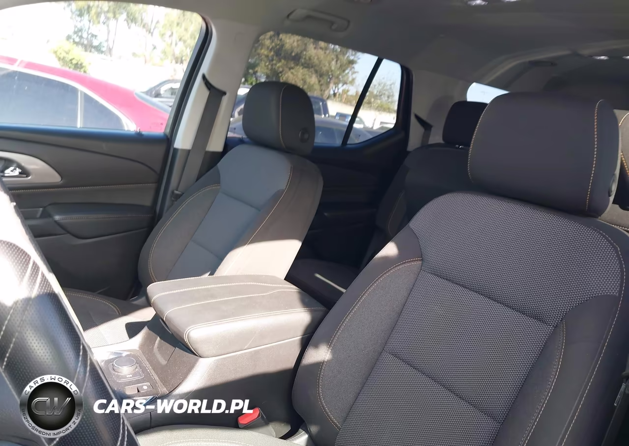 2019 Chevrolet Traverse Ls VIN:1GNERFKWXKJ179720 - 19