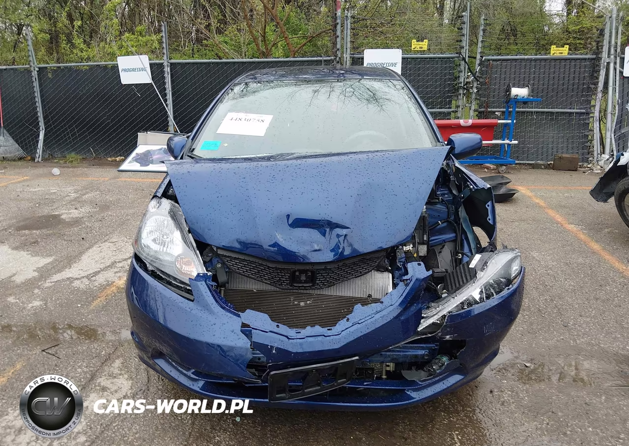 2013 Honda Fit VIN:JHMGE8H37DC076668 - 12