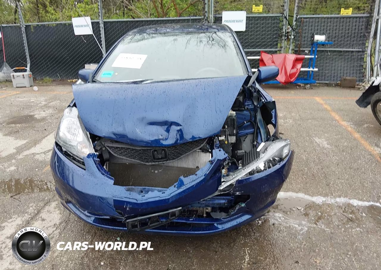 2013 Honda Fit VIN:JHMGE8H37DC076668 - 6