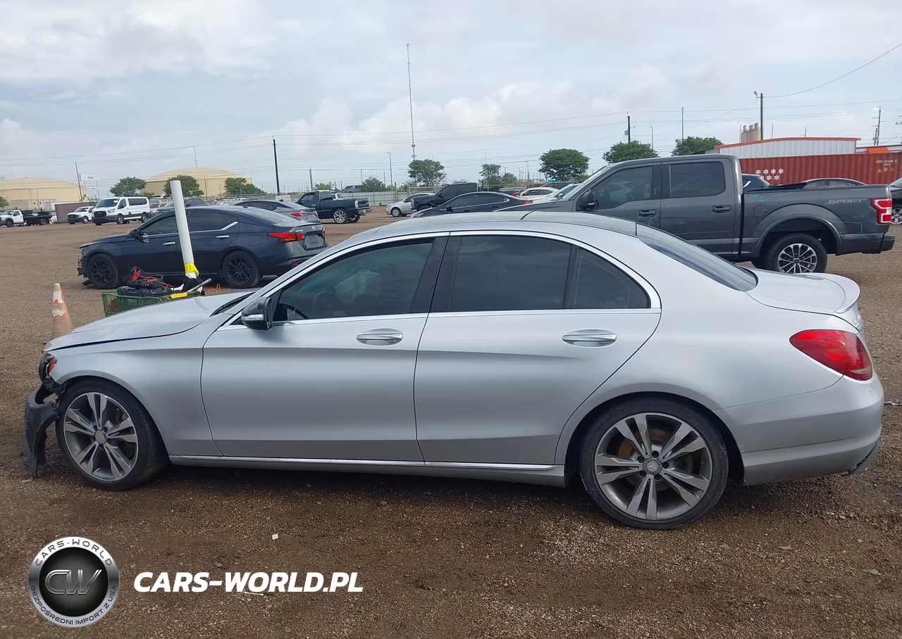 2015 Mercedes-Benz C 300 VIN:55SWF4JB2FU085206 - 14
