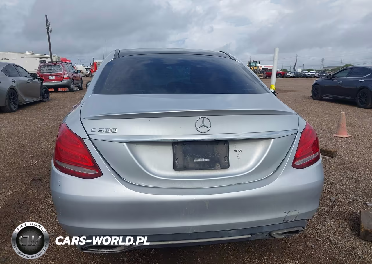 2015 Mercedes-Benz C 300 VIN:55SWF4JB2FU085206 - 16