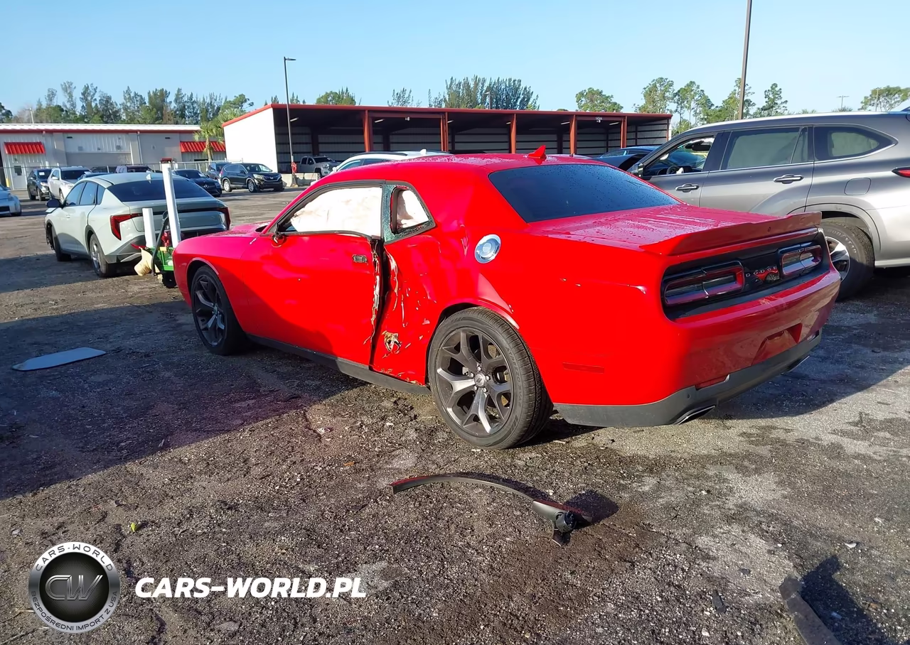 2018 Dodge Challenger Sxt Plus VIN:2C3CDZAG4JH128177 - 3