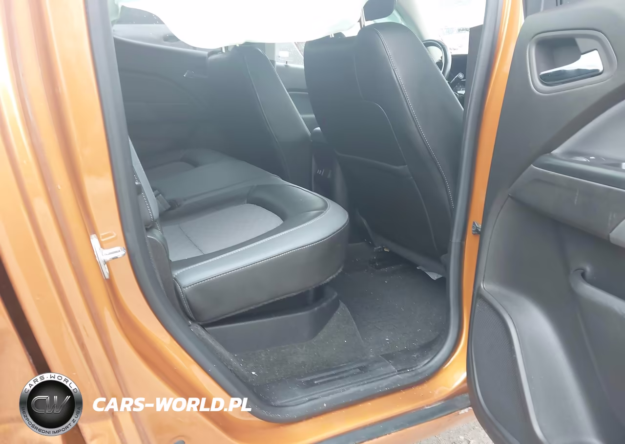 2017 Chevrolet Colorado Z71 VIN:1GCPTDE15H1321634 - 8
