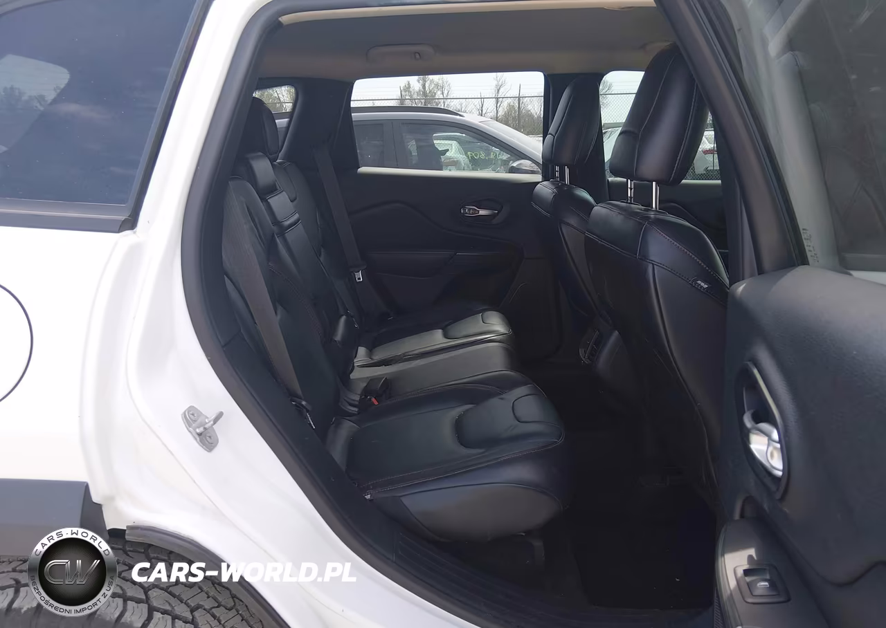 2014 Jeep Cherokee Trailhawk VIN:1C4PJMBS0EW250697 - 8
