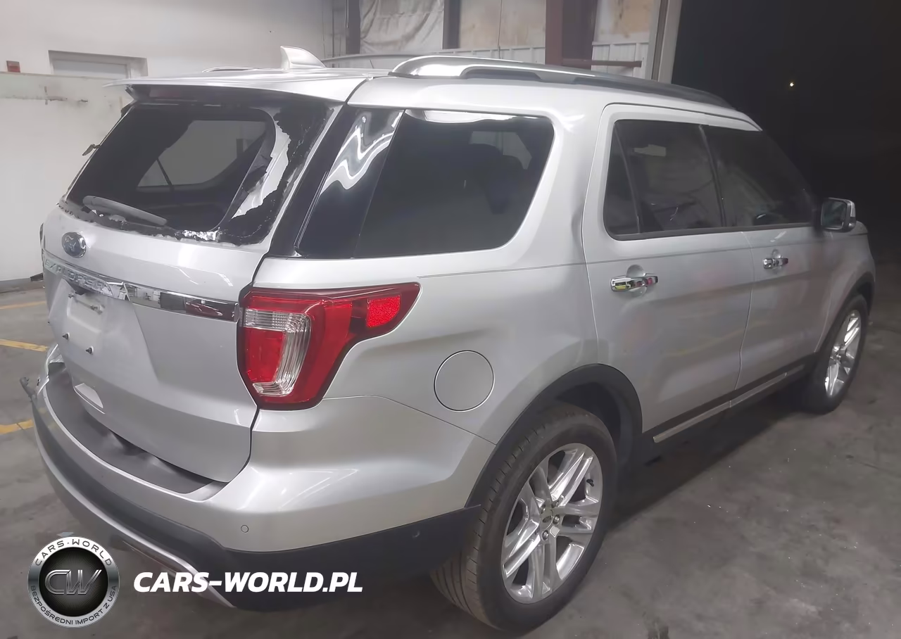 2017 Ford Explorer Limited VIN:1FM5K7F88HGC85390 - 4