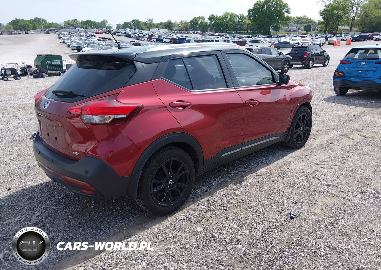 2020 Nissan Kicks Sr Xtronic Cvt VIN:3N1CP5DV7LL545750 - 4