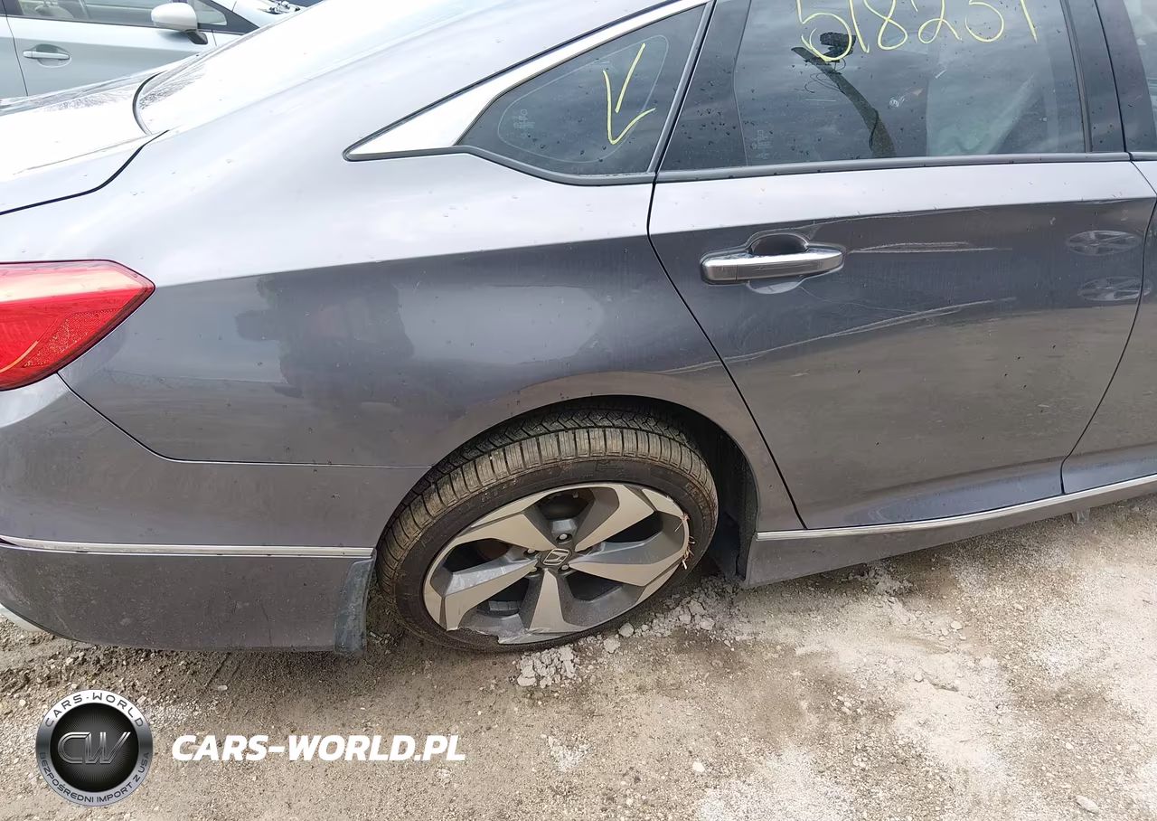 2019 Honda Accord Touring 2.0T VIN:1HGCV2F97KA012967 - 17
