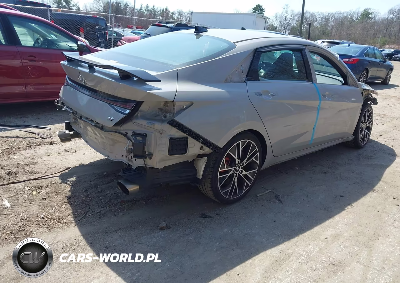 2022 Hyundai Elantra N VIN:KMHLW4AK4NU008651 - 4