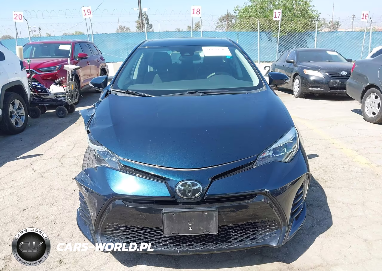 2017 Toyota Corolla Se VIN:5YFBURHE2HP626801 - 11