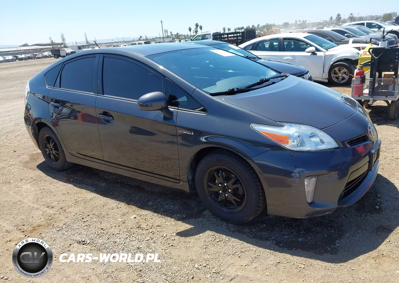 2015 Toyota Prius Three