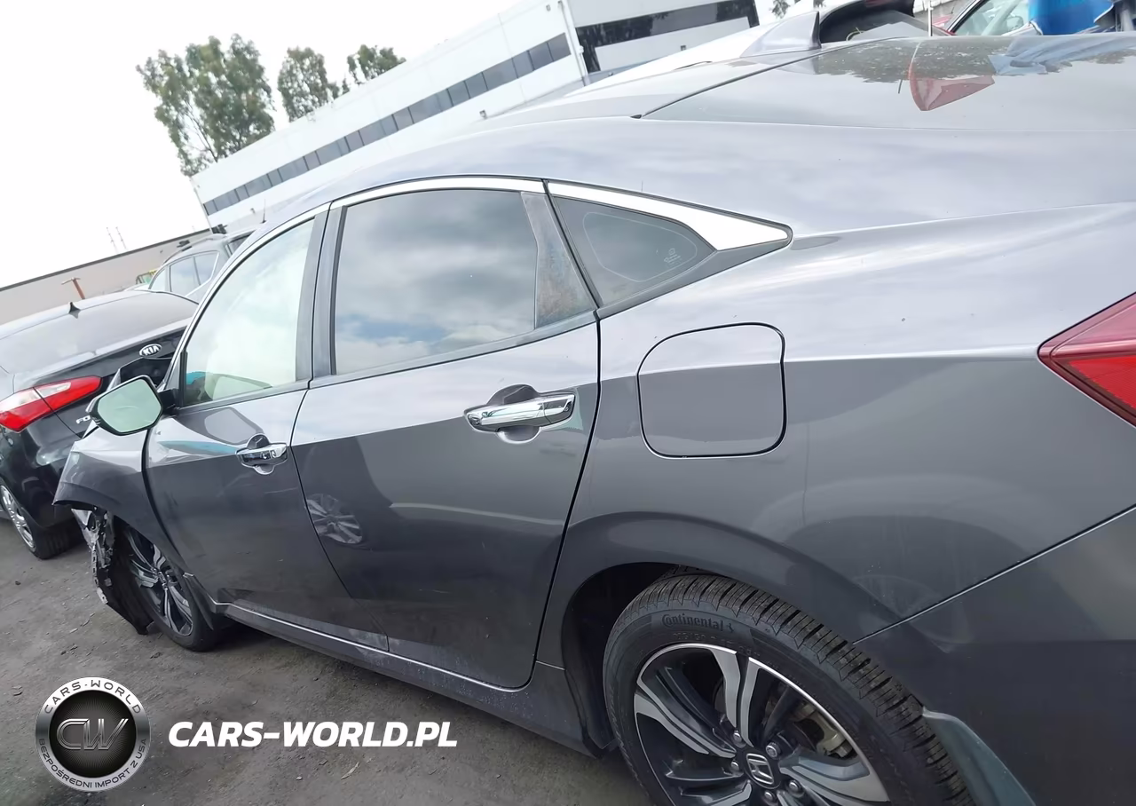 2018 Honda Civic Touring VIN:JHMFC1F99JX017982 - 14
