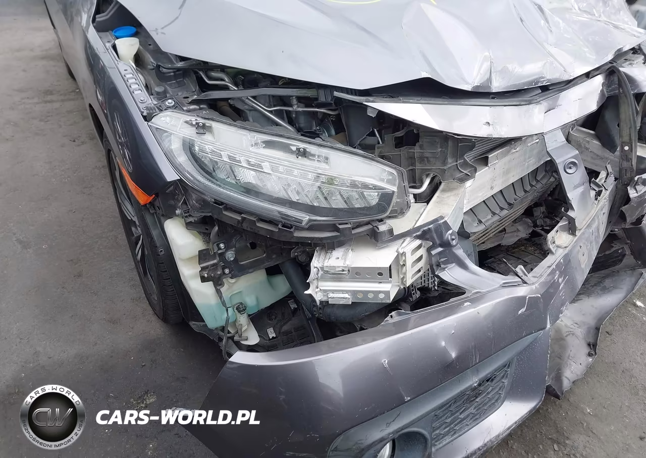 2018 Honda Civic Touring VIN:JHMFC1F99JX017982 - 15