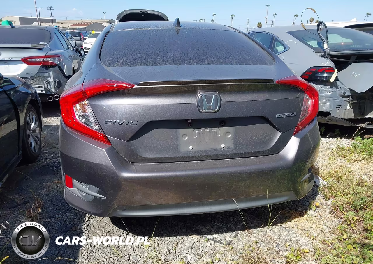 2018 Honda Civic Touring VIN:JHMFC1F99JX017982 - 16