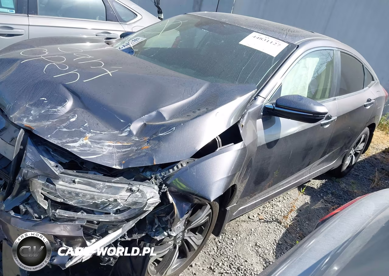 2018 Honda Civic Touring VIN:JHMFC1F99JX017982 - 2