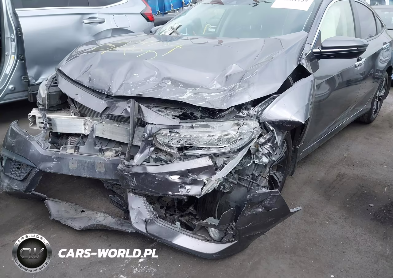 2018 Honda Civic Touring VIN:JHMFC1F99JX017982 - 6
