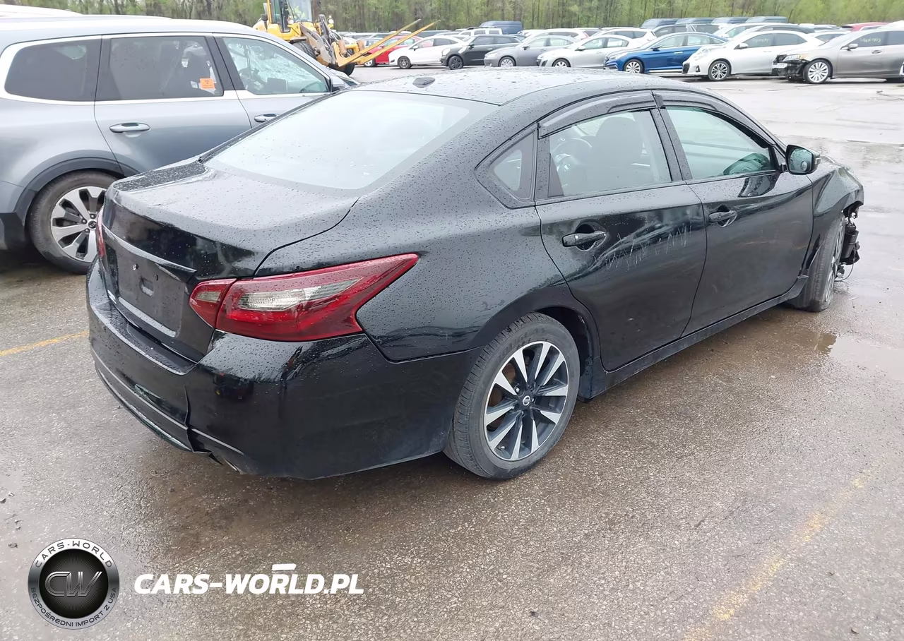 2018 Nissan Altima 2.5 Sv VIN:1N4AL3AP4JC167900 - 4