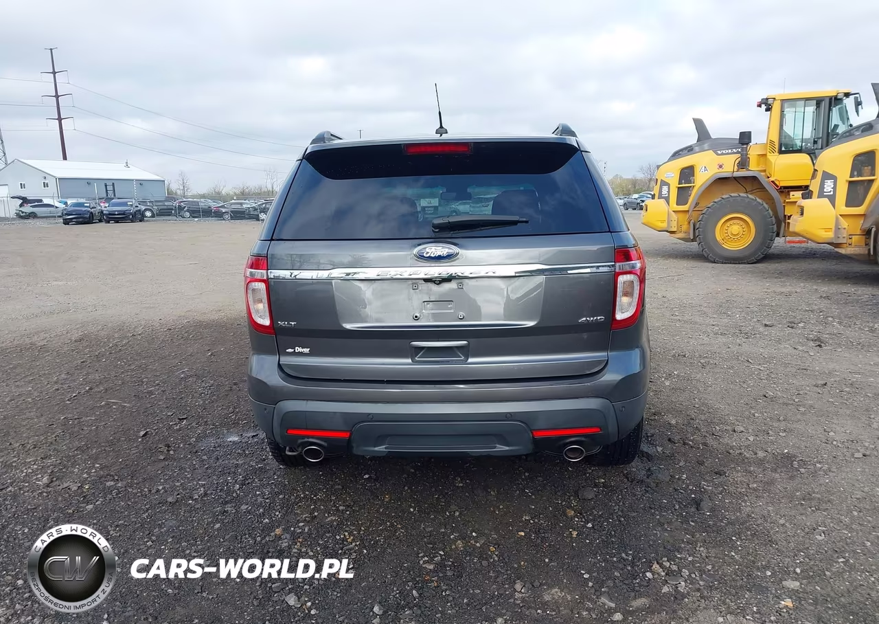 2015 Ford Explorer Xlt VIN:1FM5K8D86FGB79235 - 16