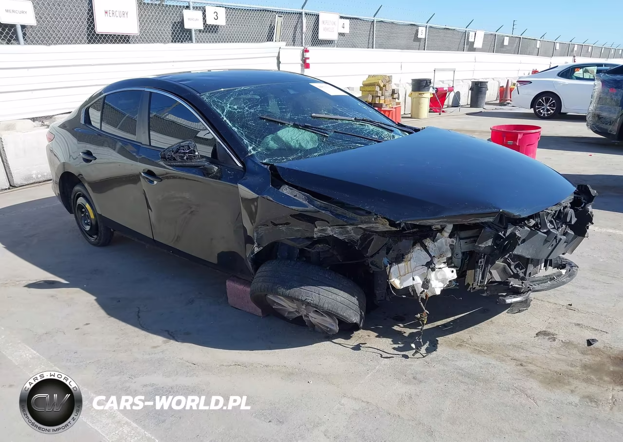 2022 Mazda Mazda3 2.5 S – zdjęcie 1 z 17