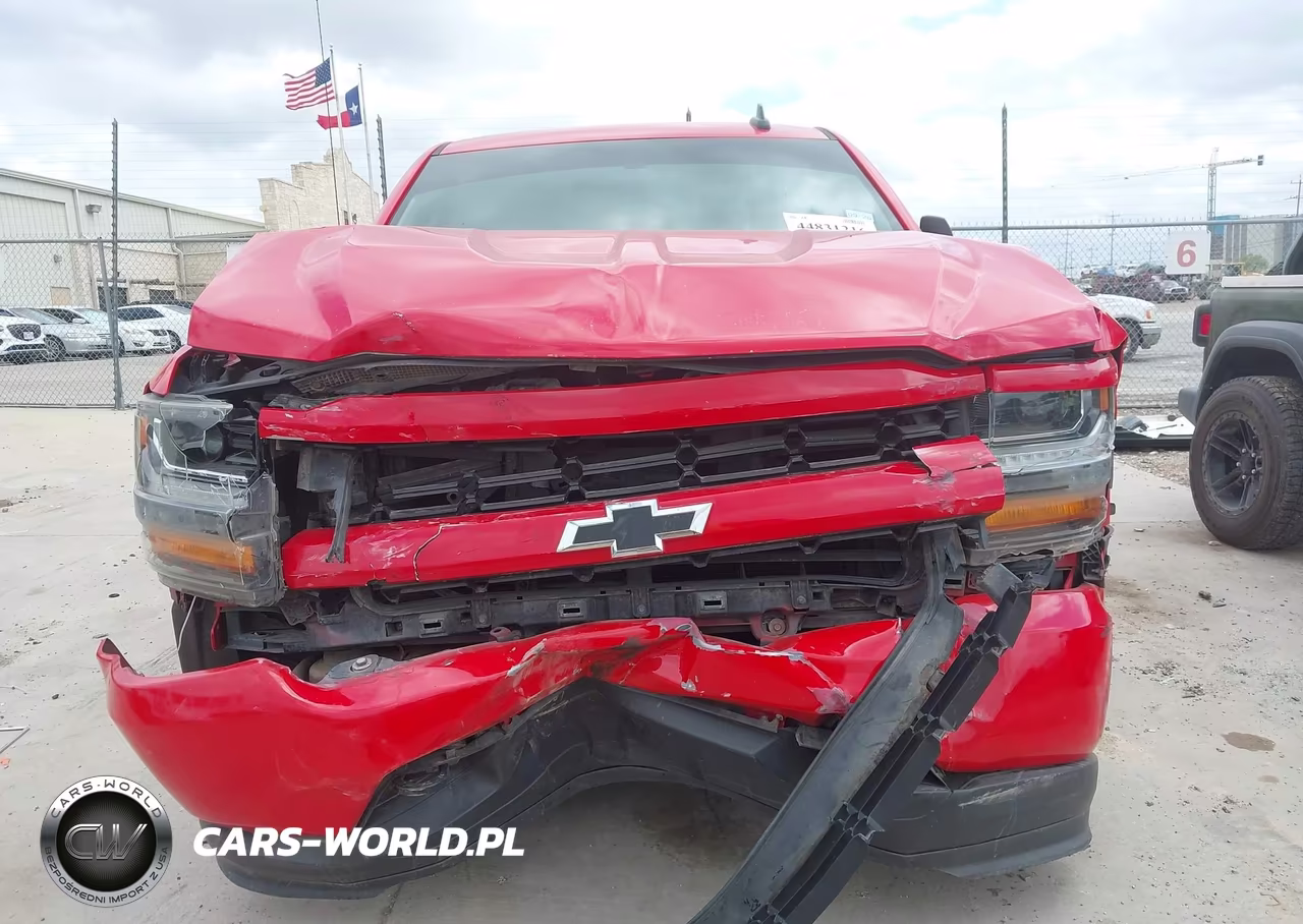 2017 Chevrolet Silverado 1500 Custom VIN:1GCRCPEC5HZ340519 - 12