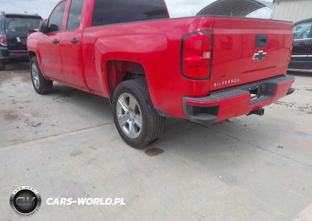 2017 Chevrolet Silverado 1500 Custom VIN:1GCRCPEC5HZ340519 - 3