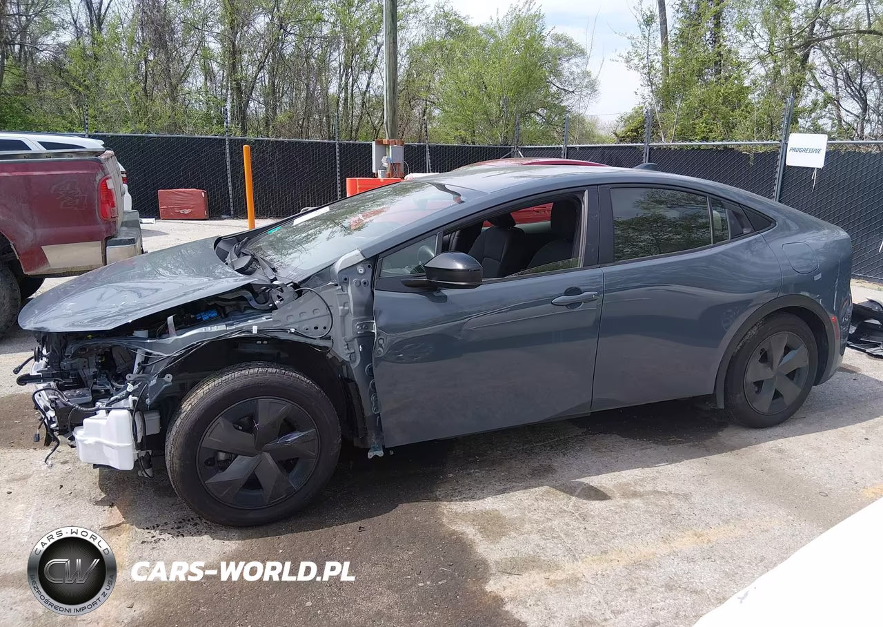 2024 Toyota Prius Le VIN:JTDACAAUXR3021615 - 15