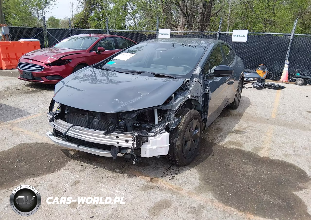 2024 Toyota Prius Le VIN:JTDACAAUXR3021615 - 6