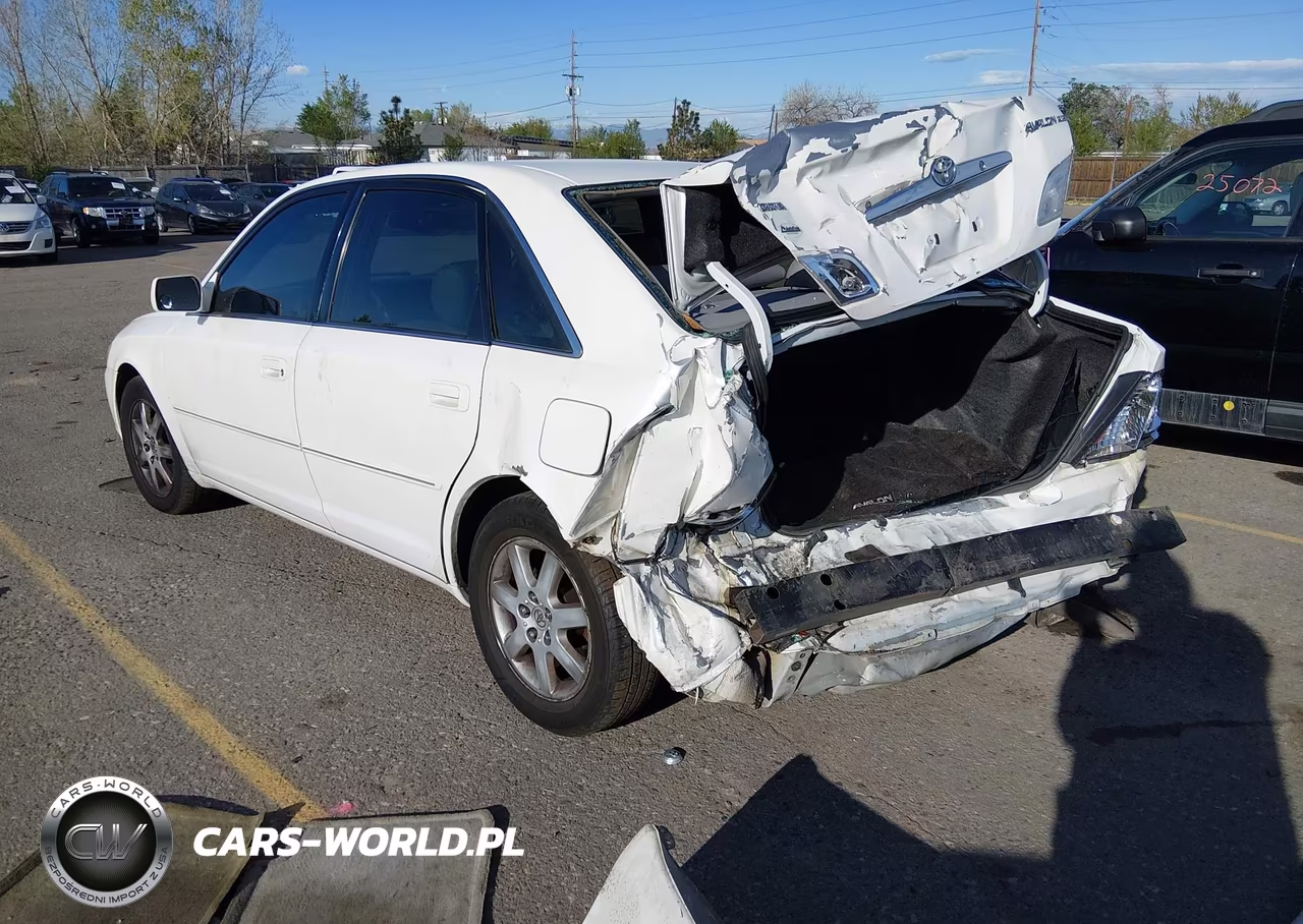 2001 Toyota Avalon Xls VIN:4T1BF28B71U135104 - 3