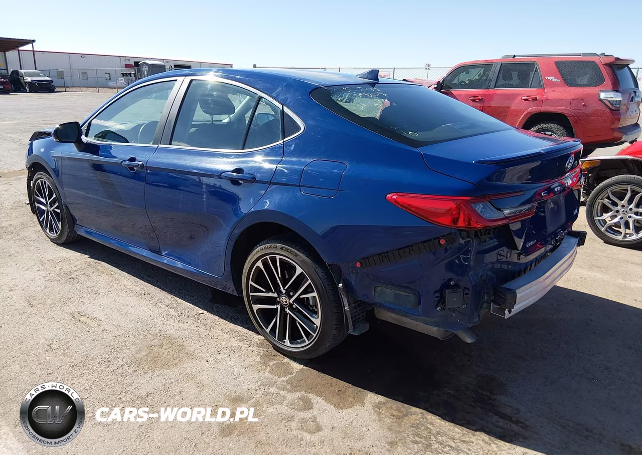 2025 Toyota Camry Xle VIN:4T1DAACK1SU009332 - 3