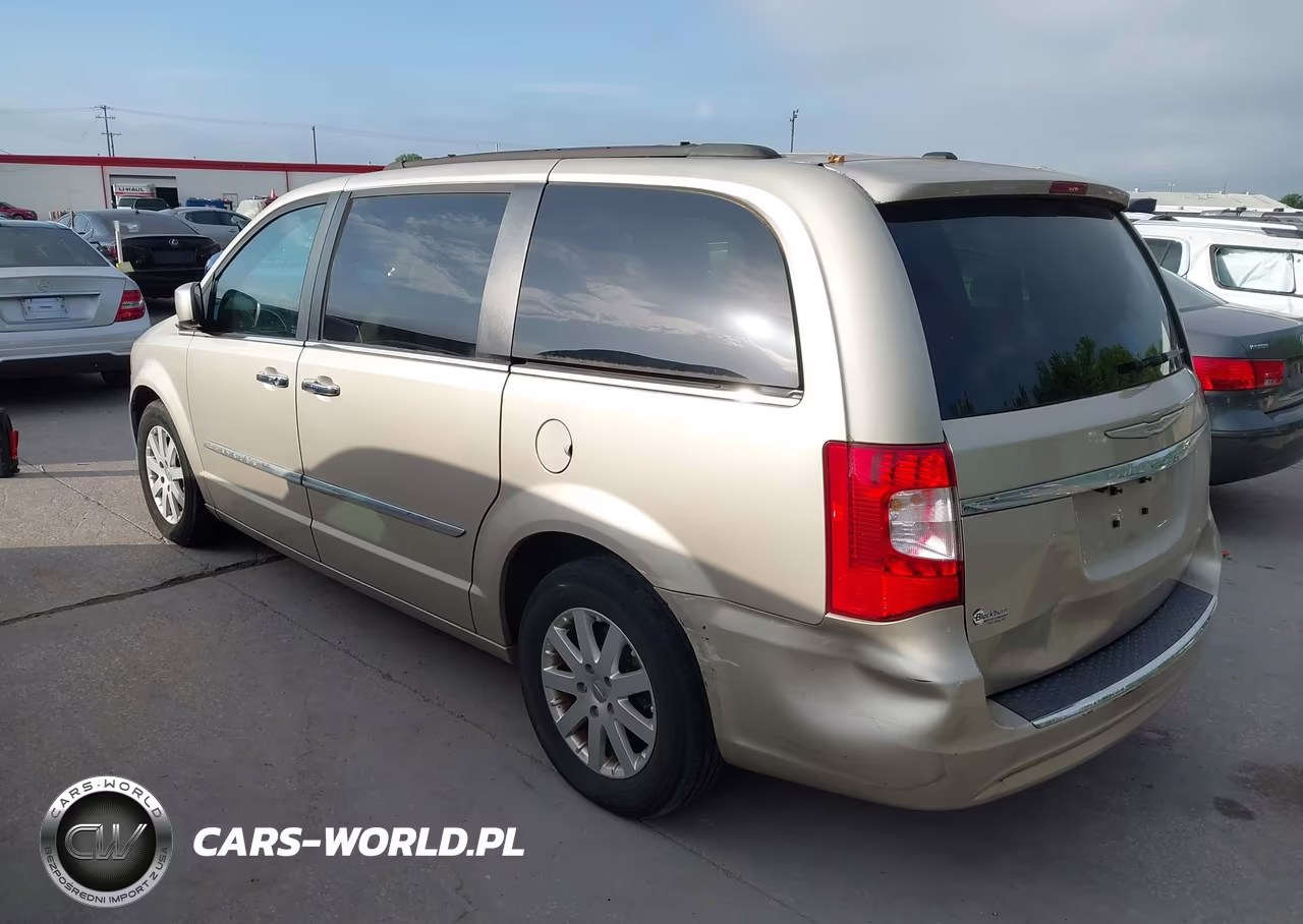 2014 Chrysler Town & Country Touring VIN:2C4RC1BG0ER412883 - 3