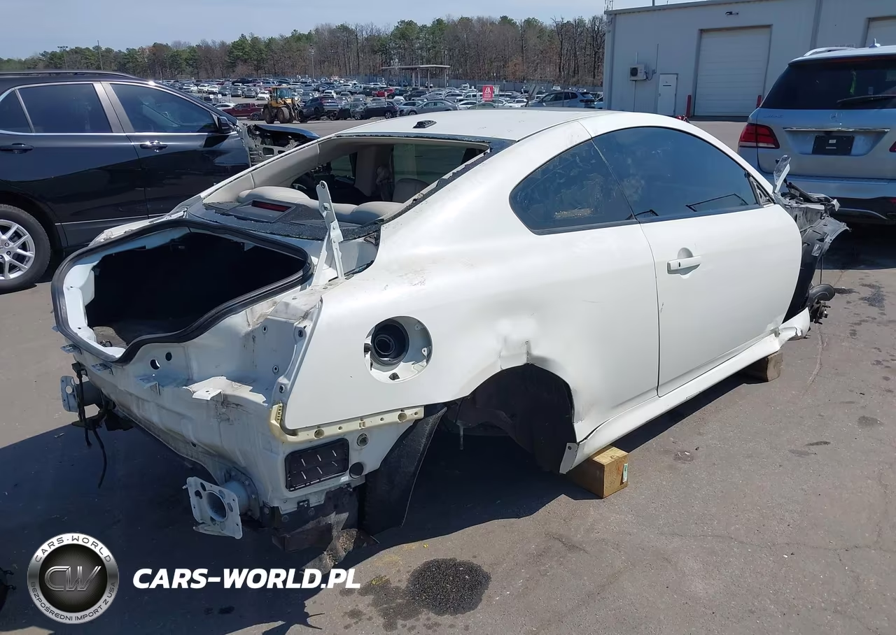 2015 Infiniti Q60 VIN:JN1CV6EL9FM890300 - 4