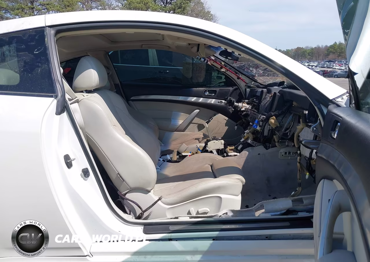 2015 Infiniti Q60 VIN:JN1CV6EL9FM890300 - 5