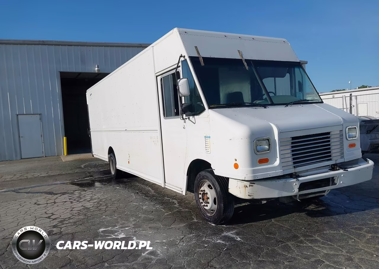 2017 Ford F-59 Commercial Stripped