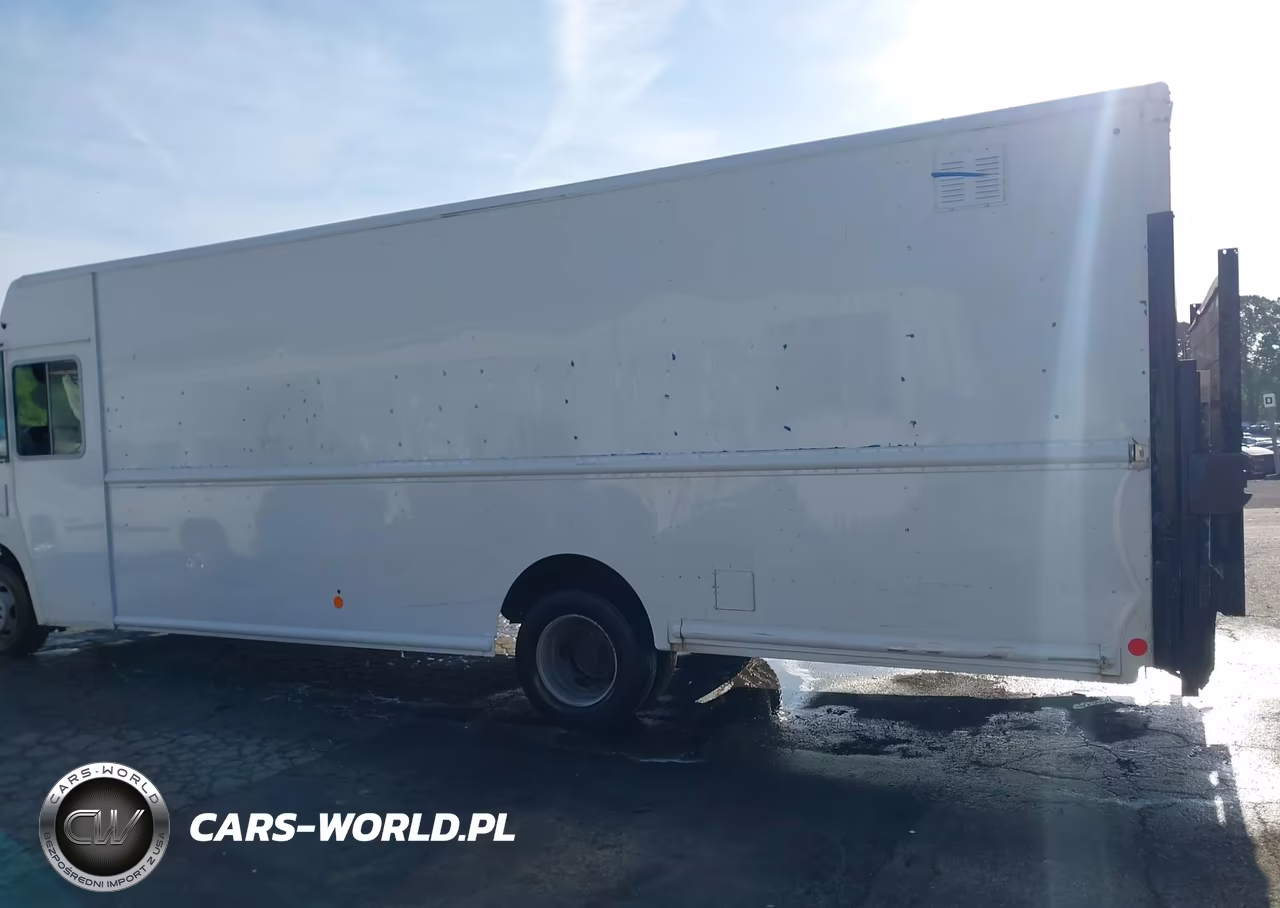 2017 Ford F-59 Commercial Stripped VIN:1F66F5KY3H0A17365 - 14