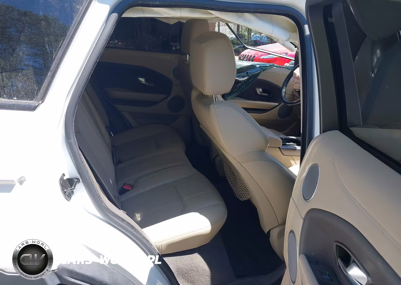 2018 Land Rover Range Rover Evoque Se-Se Premium VIN:SALVP2RX2JH279752 - 8