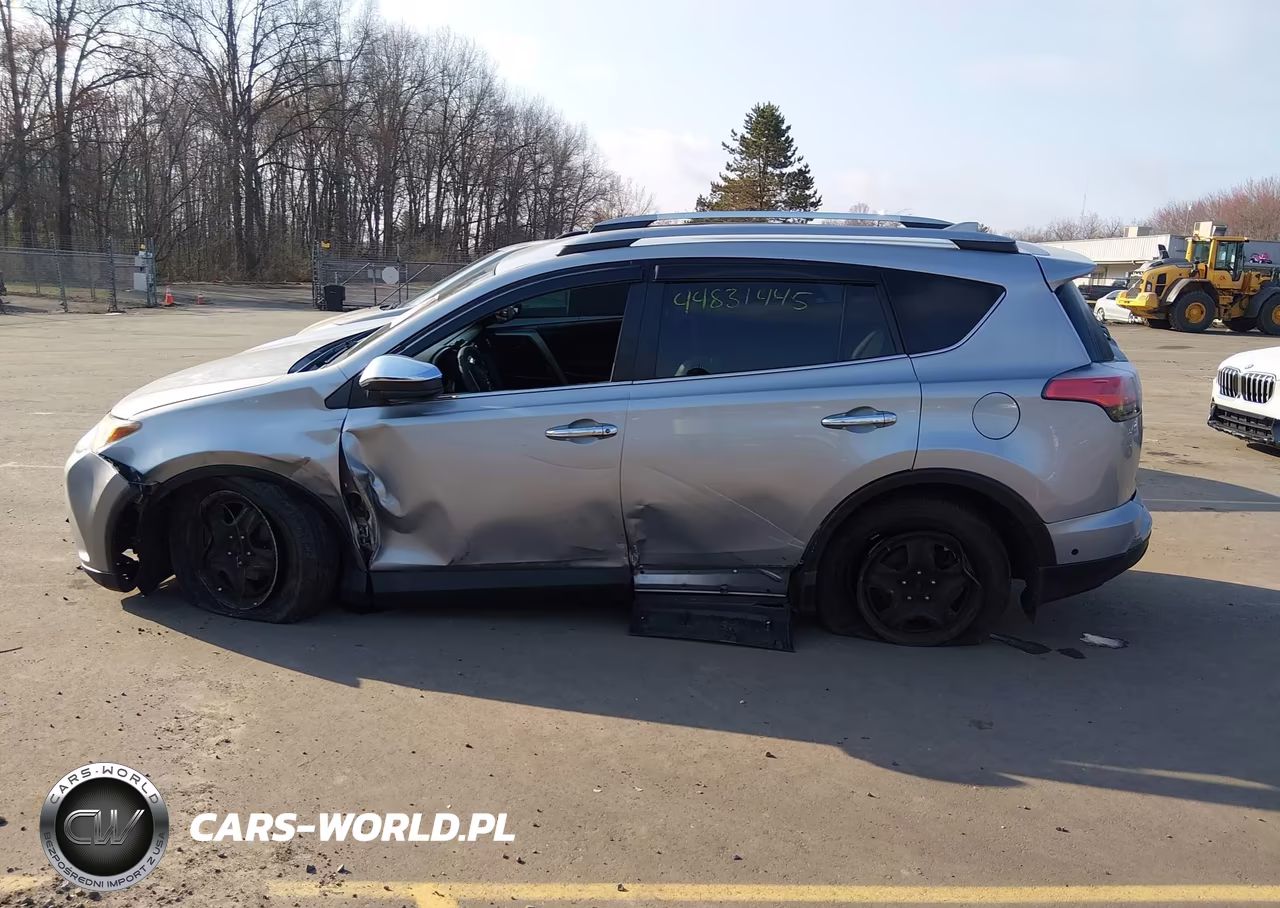 2017 Toyota Rav4 Le VIN:2T3BFREV1HW567969 - 14