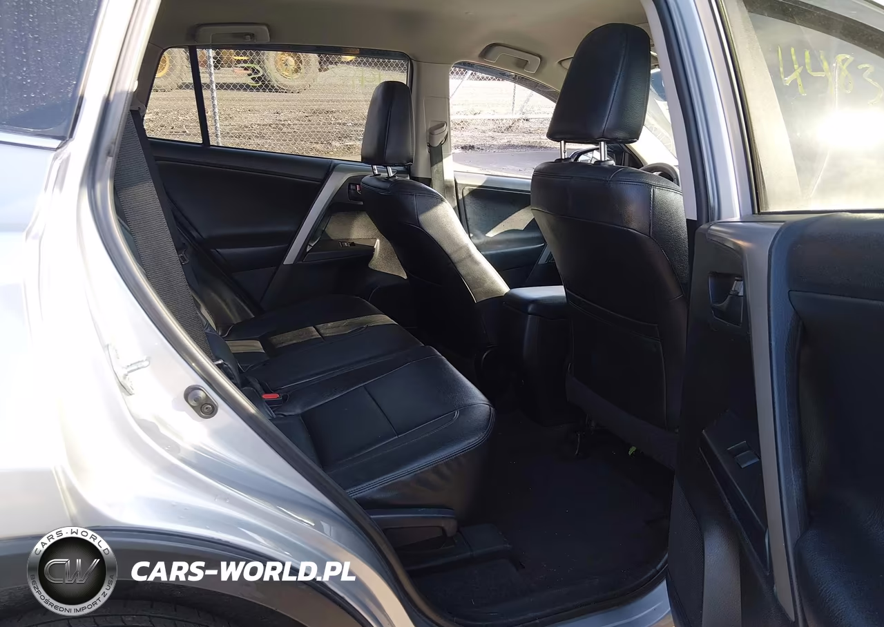 2017 Toyota Rav4 Le VIN:2T3BFREV1HW567969 - 8