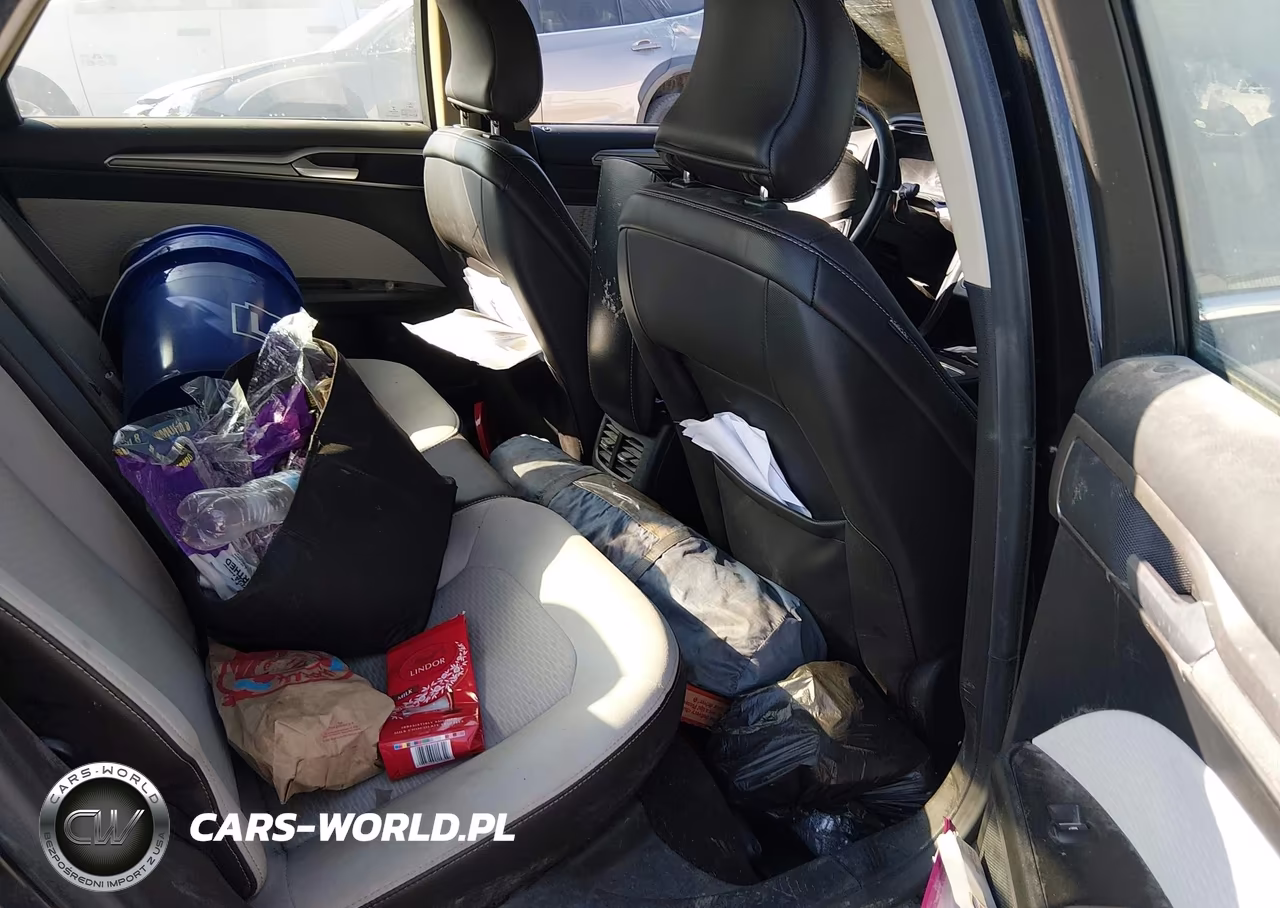 2019 Ford Fusion Se VIN:3FA6P0HD1KR165657 - 8