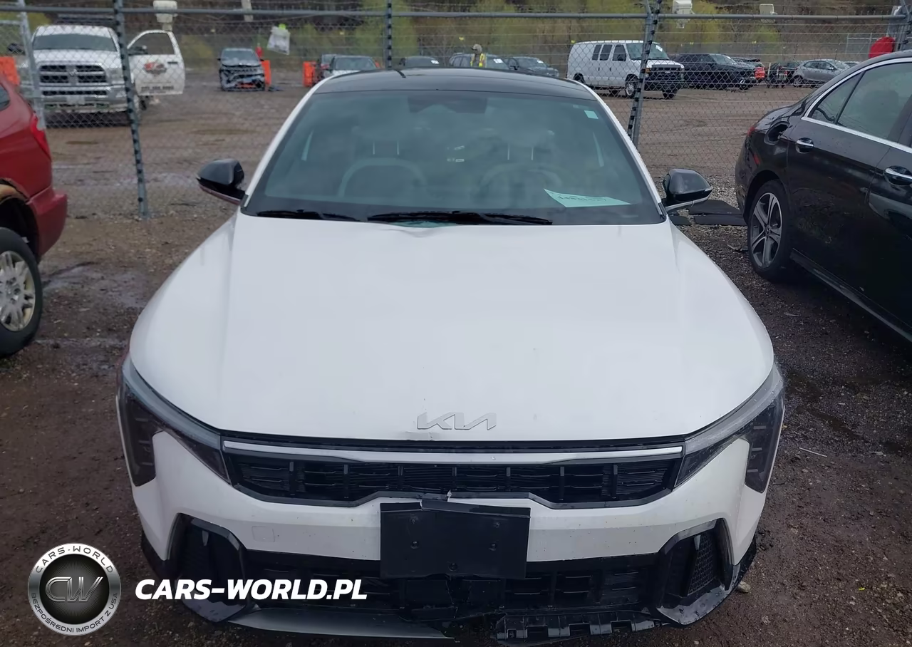 2025 Kia K4 Gt-Line VIN:3KPFW4DE9SE046247 - 13