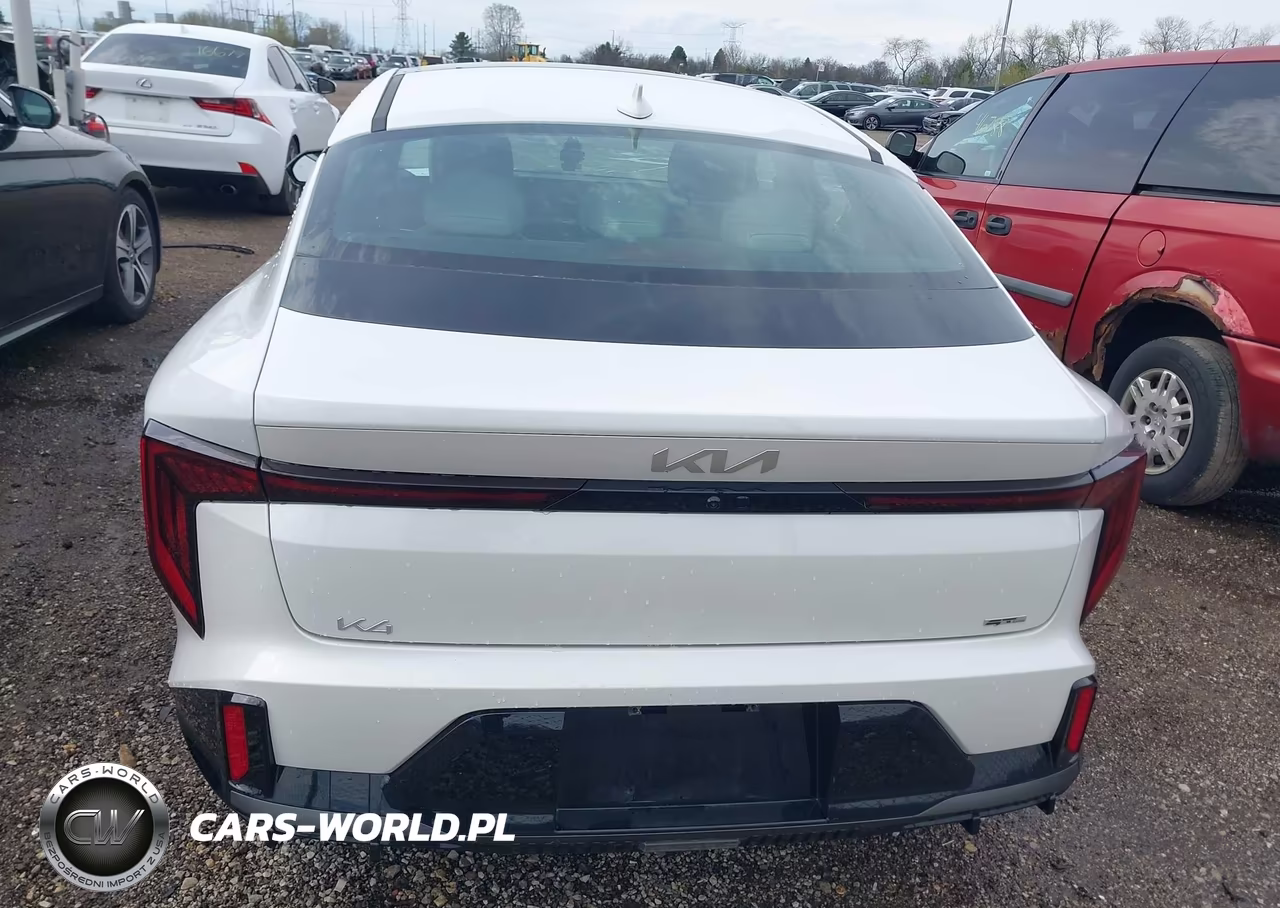 2025 Kia K4 Gt-Line VIN:3KPFW4DE9SE046247 - 17