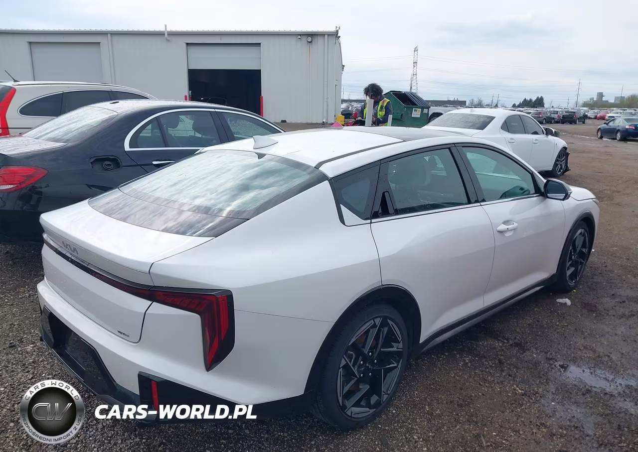 2025 Kia K4 Gt-Line VIN:3KPFW4DE9SE046247 - 4