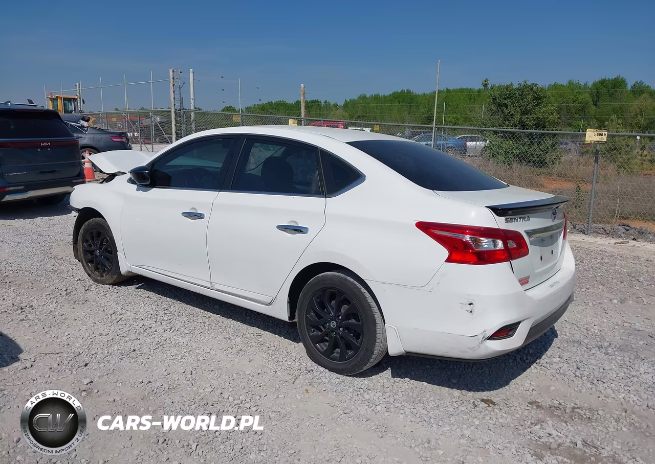 2018 Nissan Sentra S VIN:3N1AB7AP8JY262135 - 3