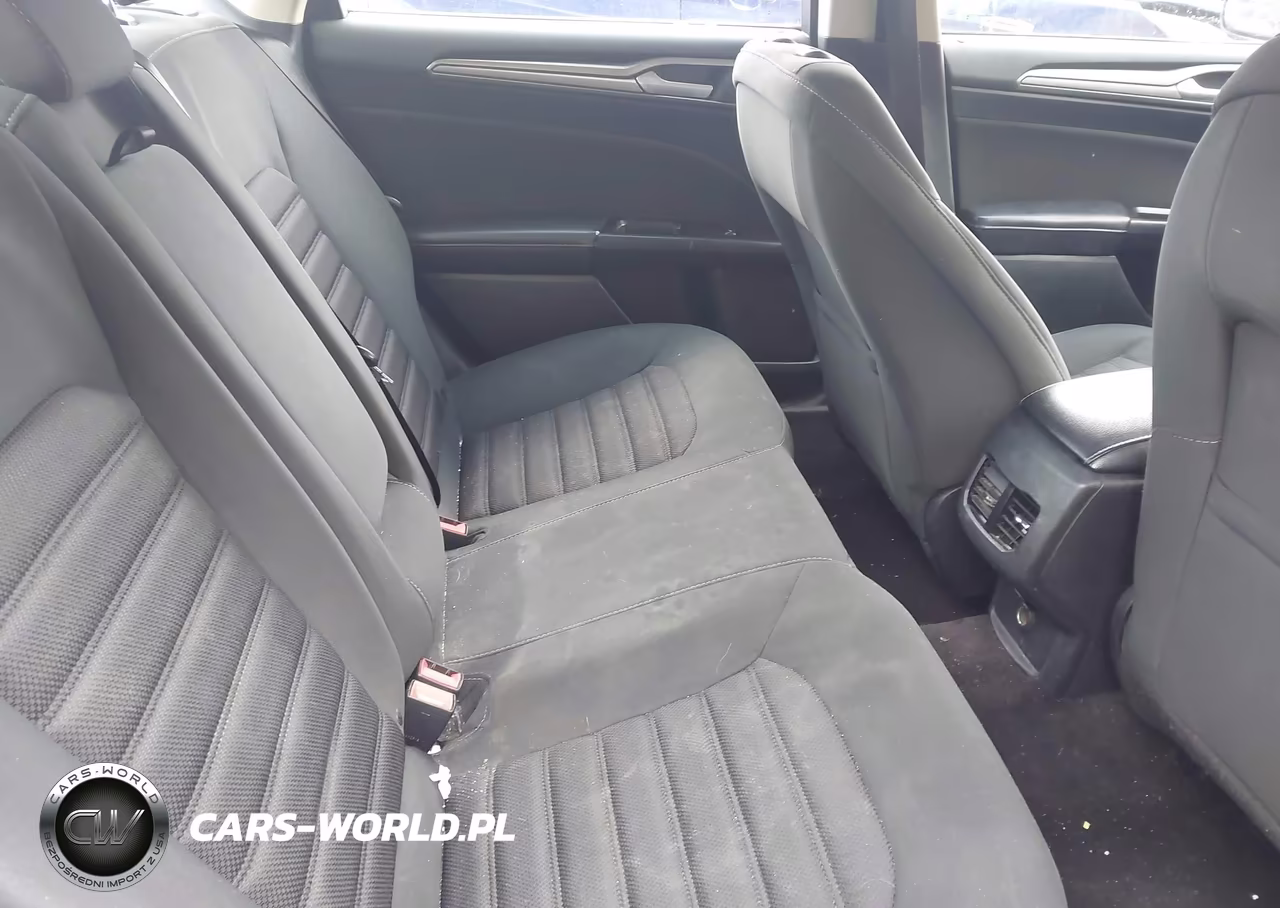 2017 Ford Fusion Se VIN:3FA6P0H74HR183606 - 8