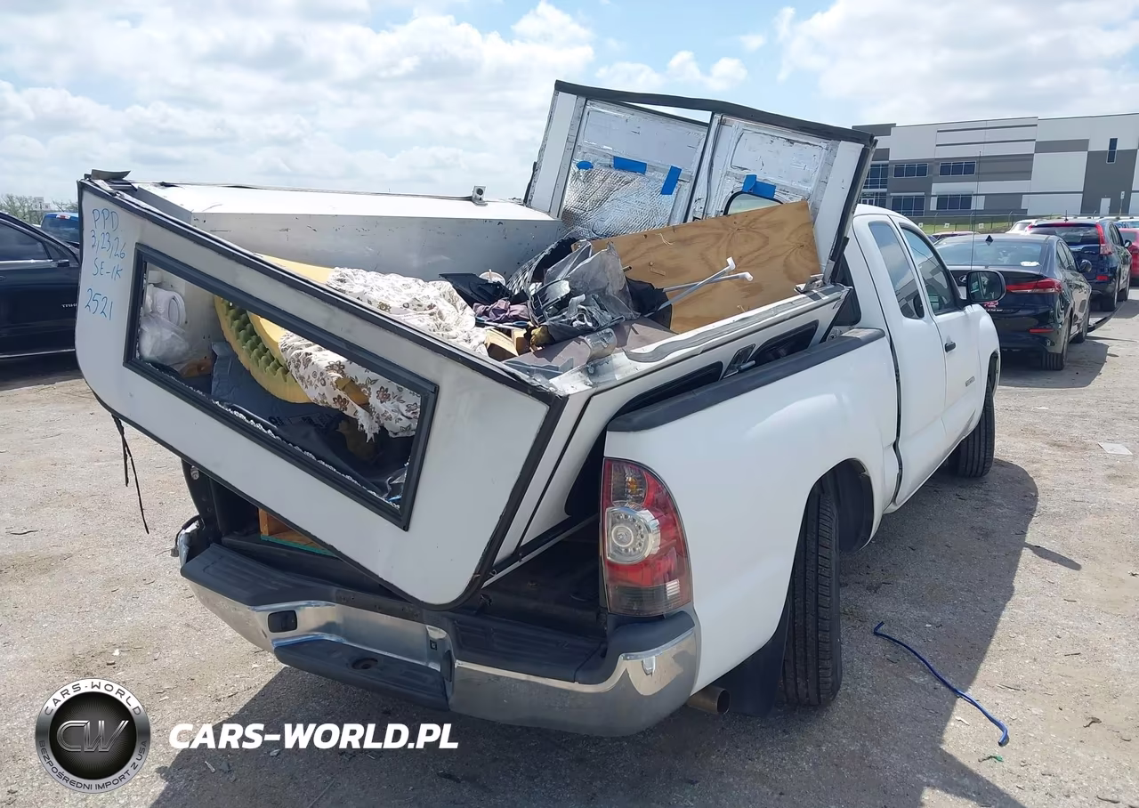 2010 Toyota Tacoma VIN:5TETX4CN4AZ682521 - 4